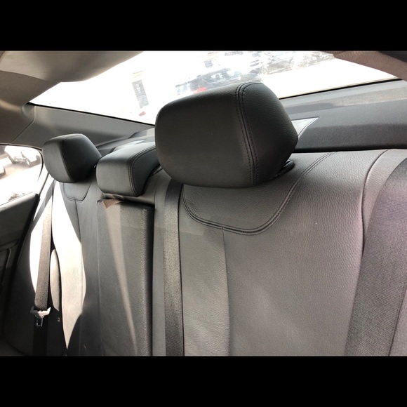2013 3 series BMW 320i main image 10